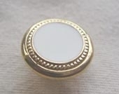 Gilded metallic  rim button